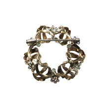 Load image into Gallery viewer, &quot;THE APOLLINE&quot; VINTAGE VICTORIAN EMERALD &amp; TANZANITE WREATH BROOCH