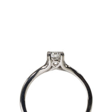 Load image into Gallery viewer, &quot;LILIANA&quot; SOLITAIRE ENGAGEMENT RING