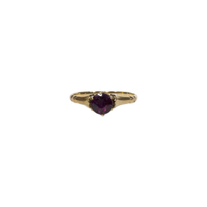 "CARLYLE" EARLY VICTORIAN GARNET RING