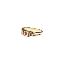 Load image into Gallery viewer, &quot;MARY&quot; DIAMOND &amp; RUBY VINTAGE RING